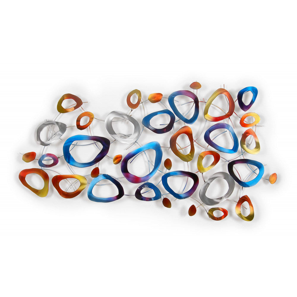 Quadro in metallo di anelli multicolore