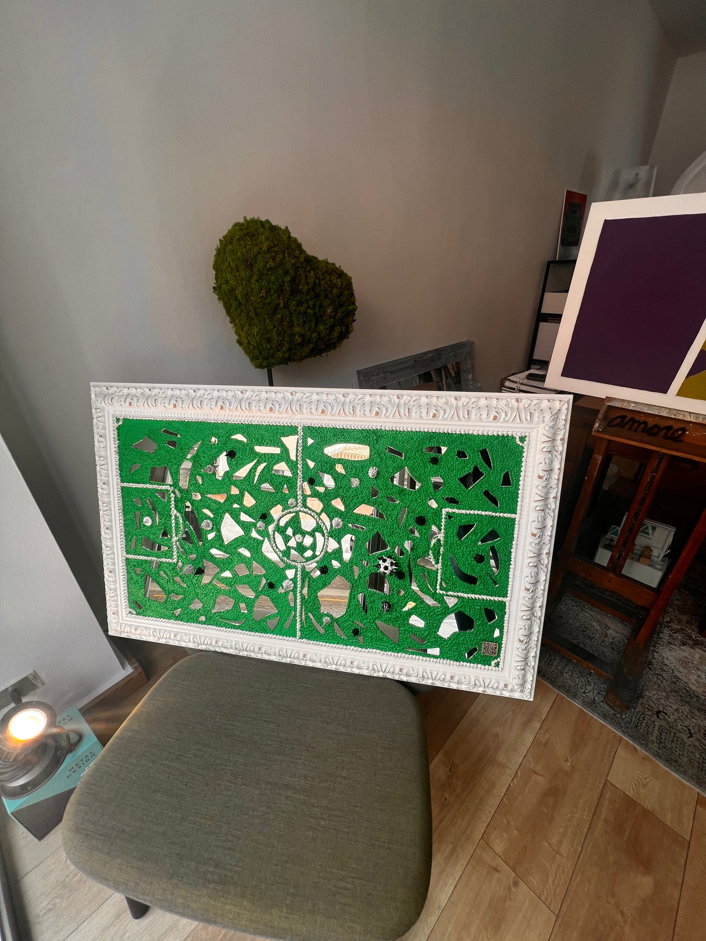 GREEN