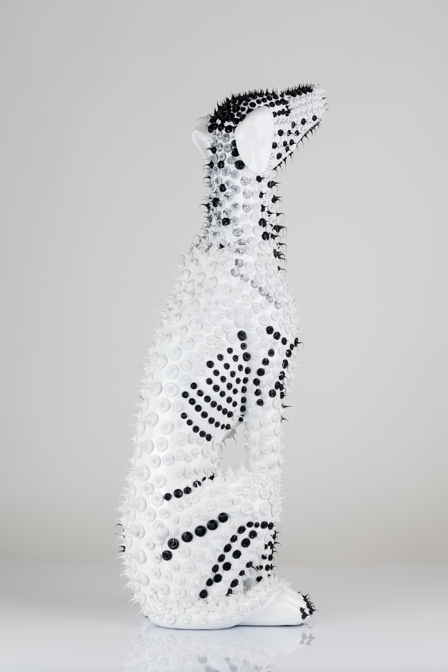 Levriero Black & White Drops